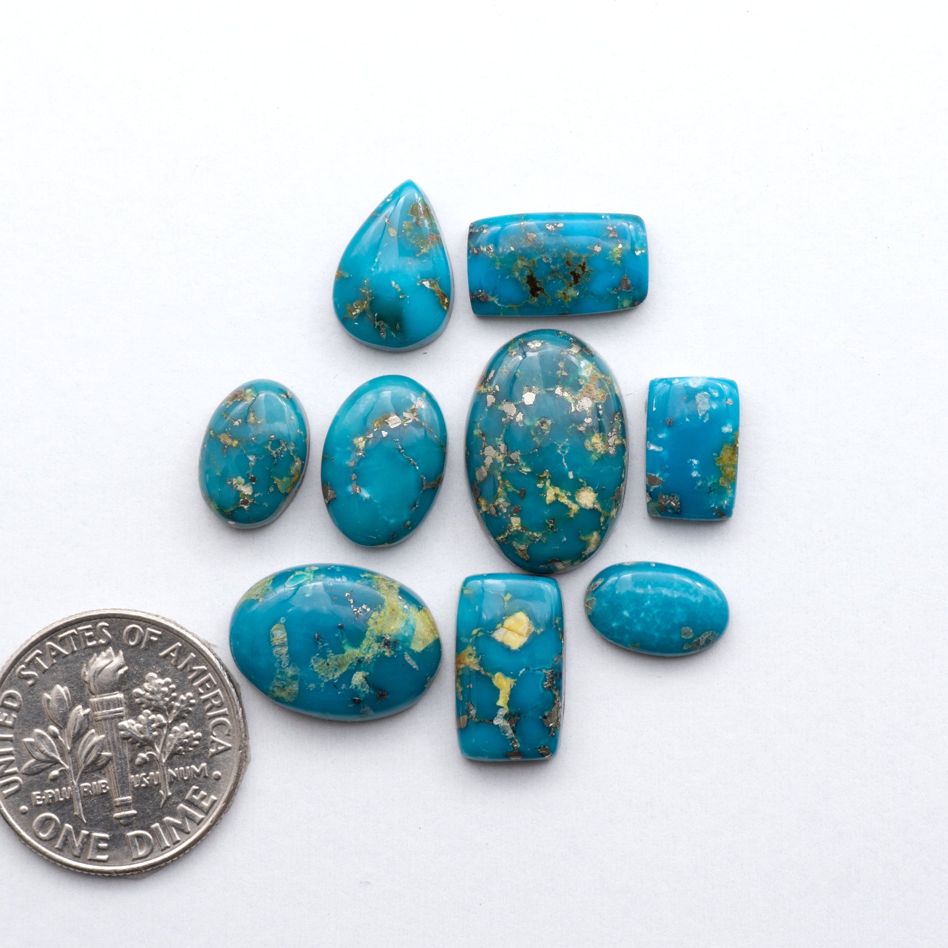 Gorgeous Sonoran South Hill Turquoise perfect for jewelry making or collecting. Known for its stunning blue-green color and rarity, this gem will add a touch of elegance to any piece.