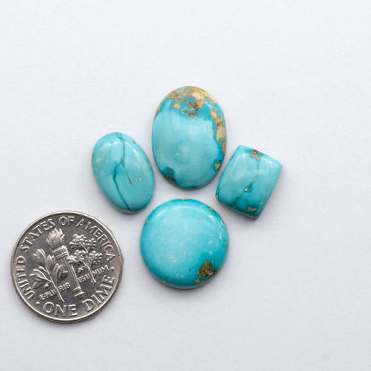 Gorgeous Sonoran South Hill Turquoise perfect for jewelry making or collecting. Known for its stunning blue-green color and rarity, this gem will add a touch of elegance to any piece.