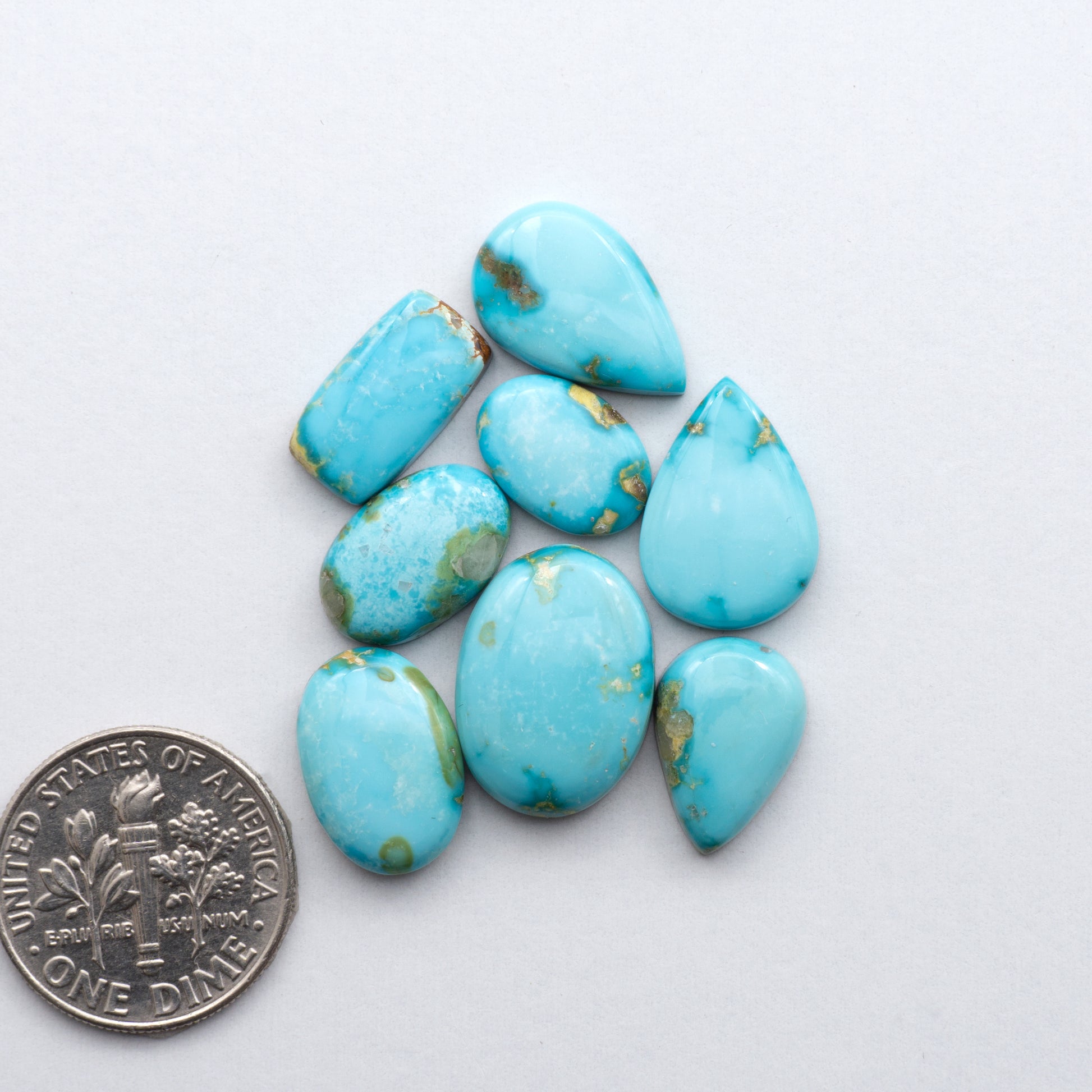 Gorgeous Sonoran South Hill Turquoise perfect for jewelry making or collecting. Known for its stunning blue-green color and rarity, this gem will add a touch of elegance to any piece.