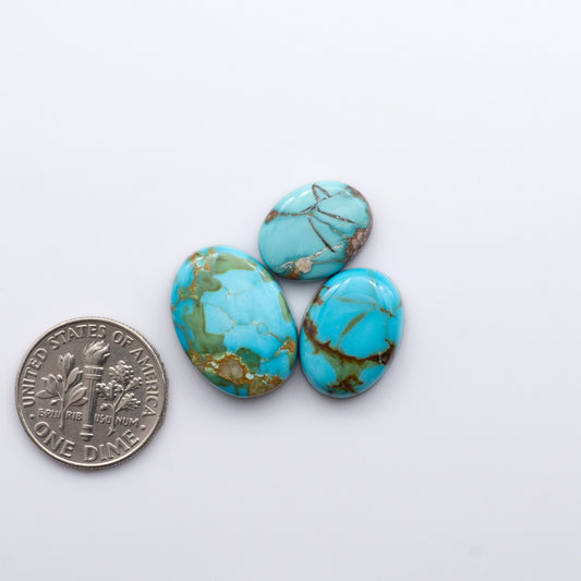 Gorgeous Sonoran South Hill Turquoise cabochons are perfect for jewelry making or collecting. Known for its stunning blue-green color and rarity, this gem will add a touch of elegance to any piece.