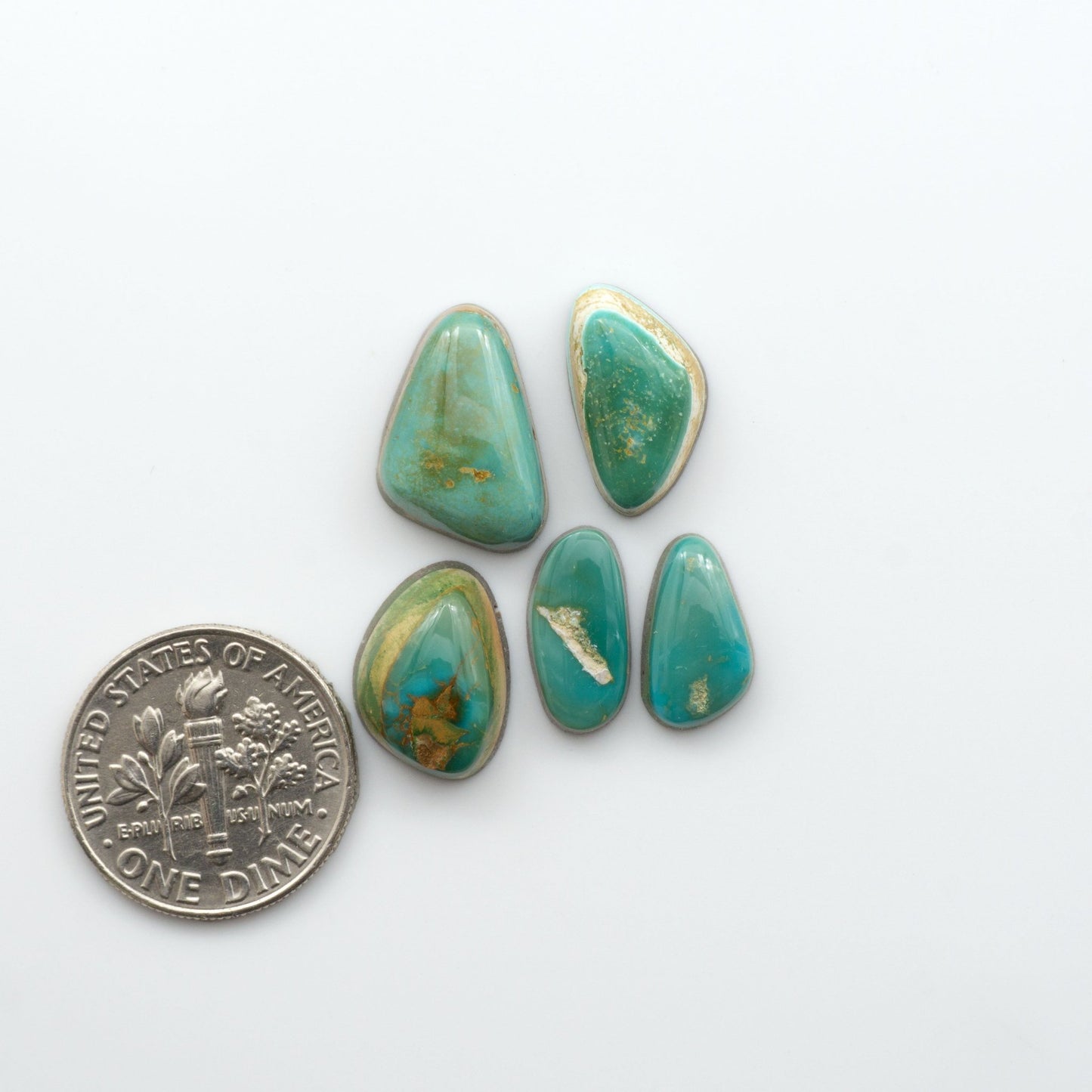 Natural Kings Manassa Turquoise is known for its unique color and high quality. With its rare and beautiful hue, it is a highly sought after gemstone for jewelry making.