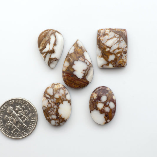 This stunning Wild Horse Cabochon lot is a magnificent addition to any collection.&nbsp;These natural magnesite stones&nbsp;feature an intricate design that will instantly add beauty and sophistication to any jewelry design