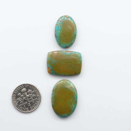 Experience the beauty of Turquoise Mountain Cabochons. With their distinctive blue and green color, these gemstones are perfect for any jewelry piece.