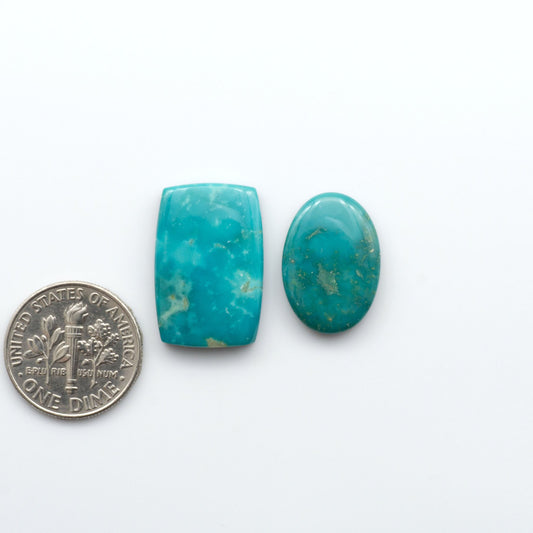 Experience the beauty of Turquoise Mountain Cabochons. With their distinctive blue and green color, these gemstones are perfect for any jewelry piece.