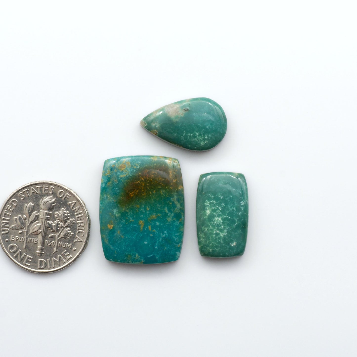 Experience the beauty of Turquoise Mountain Cabochons. With their distinctive blue and green color, these gemstones are perfect for any jewelry piece.