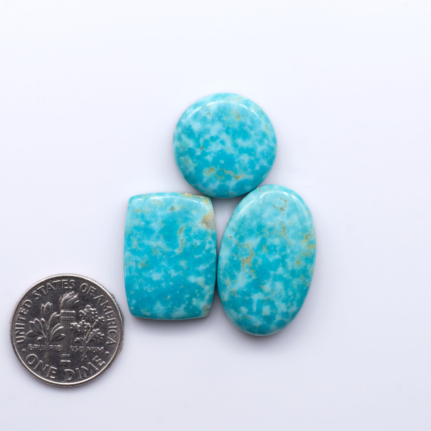 Experience the beauty of Turquoise Mountain Cabochons. With their distinctive blue and green color, these gemstones are perfect for any jewelry piece.